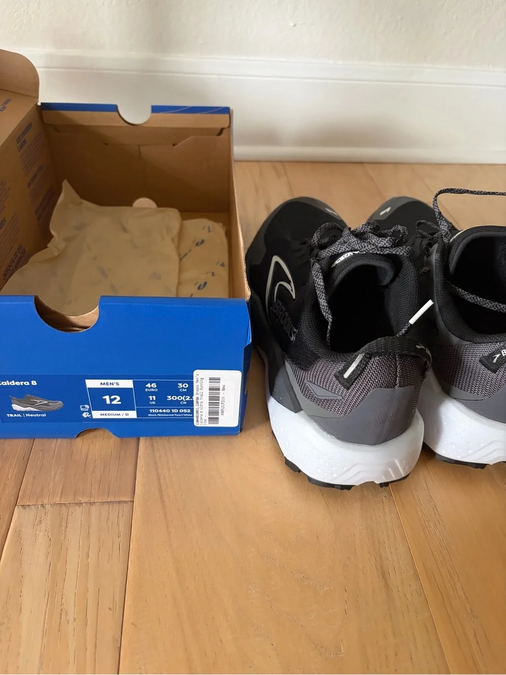 Men's Brooks Trail Running Shoes - Black & Gray